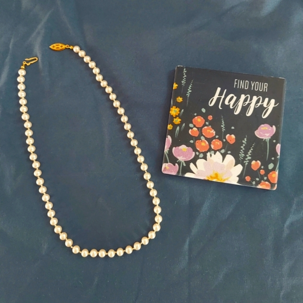 Vintage Pearl Necklace
